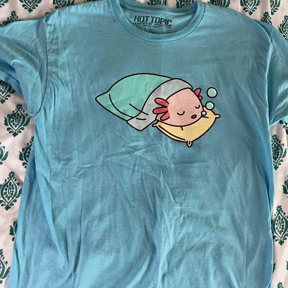 Hot Topic Sleepy Axolotl Blue T-Shirt Size Large